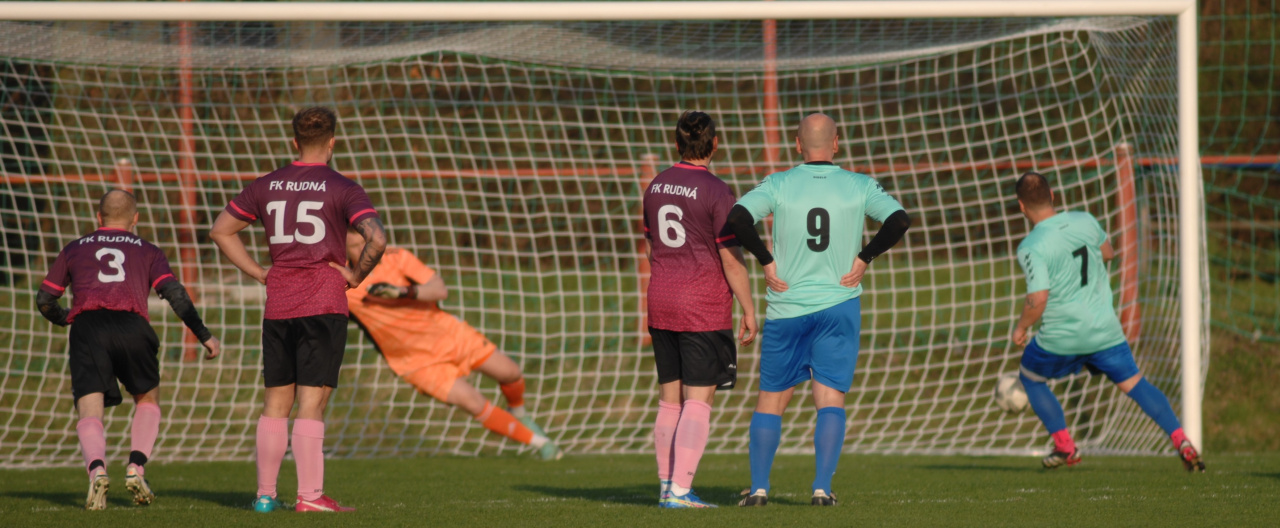 Áčko otočilo zápas s Hostivicemi, vyhrálo 3:2!