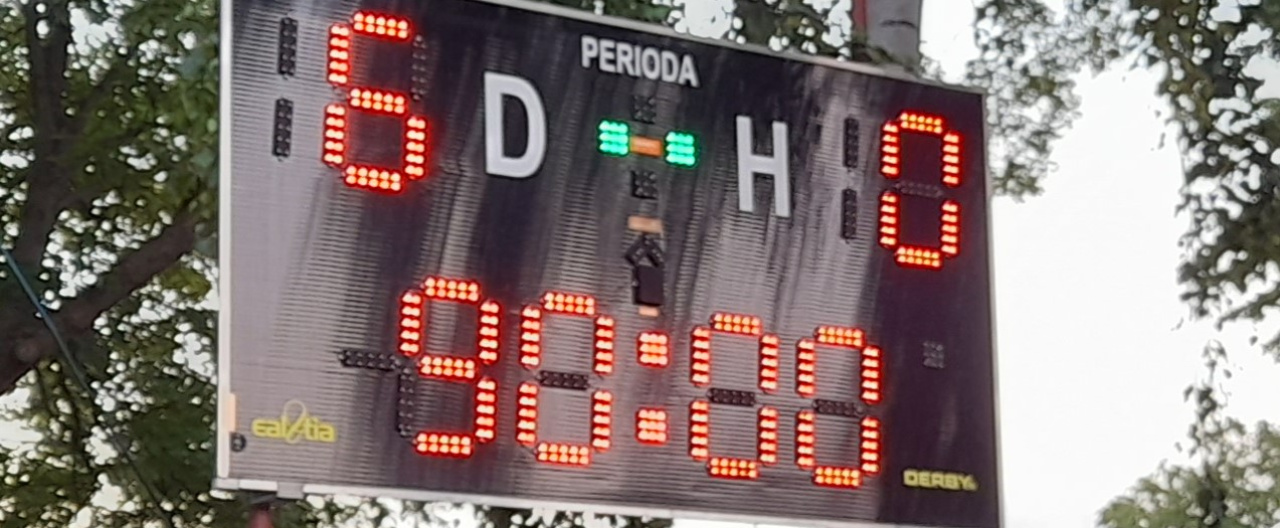 Dorostenci porazili Hostivice 6:0, starší žák Finstr dal hattrick