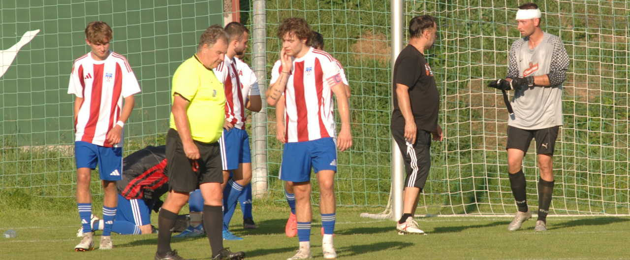 Krize áčka pokračuje, v Letech s tamním béčkem utrpělo debakl 1:8