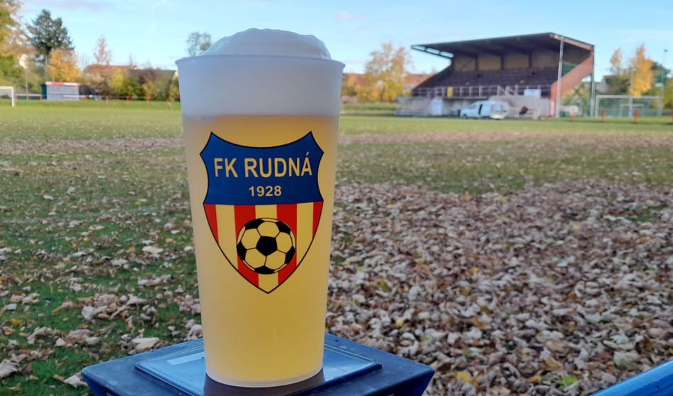 Pivo pouze ve vratném kelímku