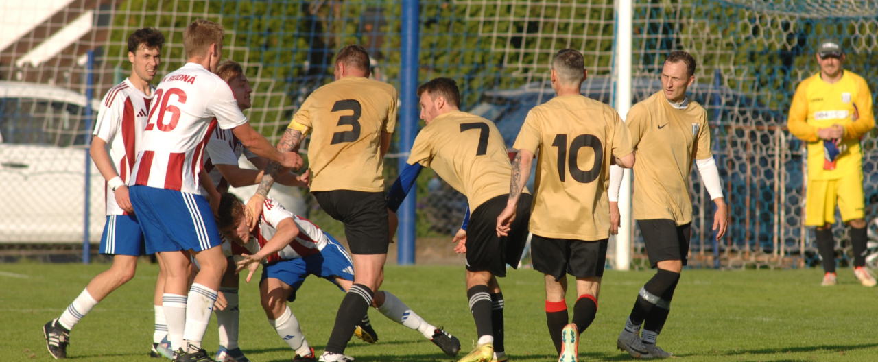 Áčko i v oslabení spálilo šance na tři zápasy, v Kazíně remizovalo 1:1
