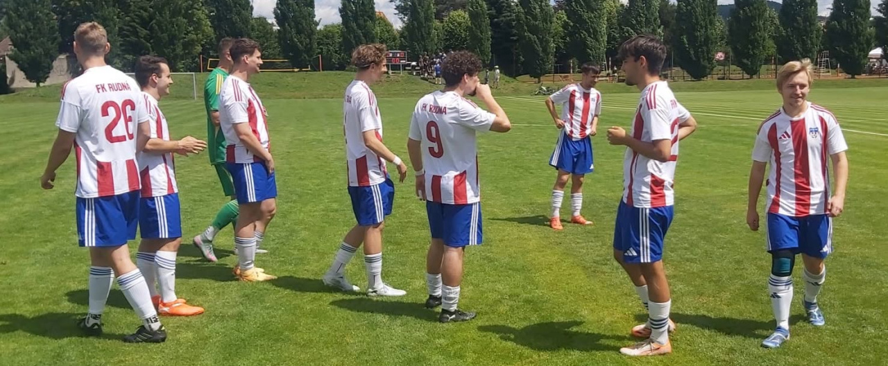 Oslabené áčko vyfasovalo v Dobřichovicích „kanára“