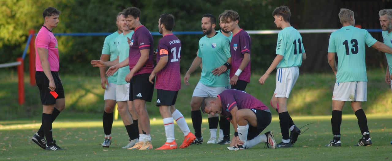 Béčko po poločase 0:3 nakonec sahalo po bodu, prohrálo 3:4