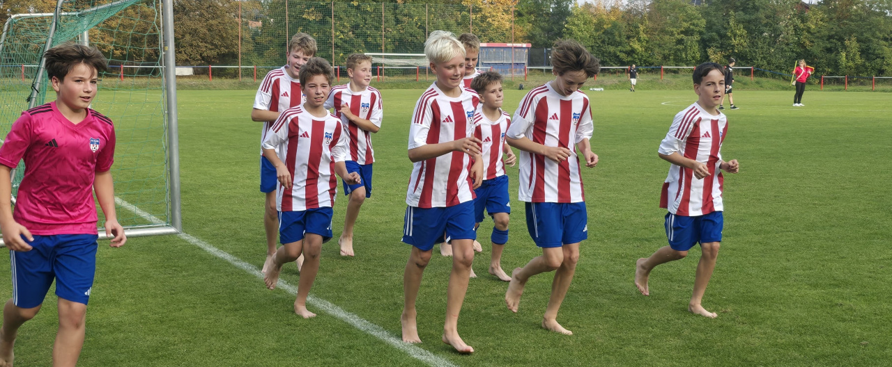 Mladší žáci proti špičce skupiny: Áčko slaví výhru, béčko má za sebou těžkou prověrku